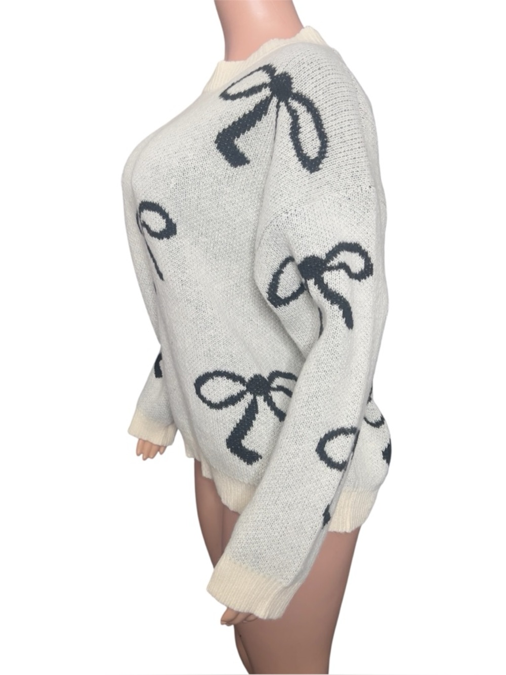 Pink Lily Cream Knit Sweater with Black Bow Motif - Picture 3 of 5